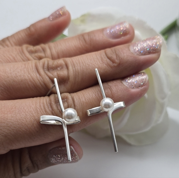 ❤️ MODERN PEARLY STERLING SILVER EARRINGS - Picture 8 of 10